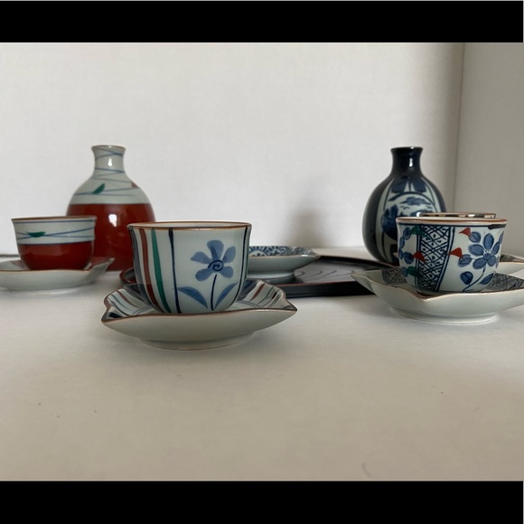 Japanese Arita porcelain Sake set - Arita Display - Picture 15 of 16